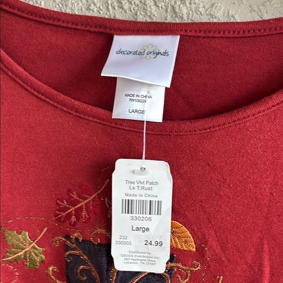 Elegant Red Embroidered Sweatshirt - Picture 3 of 10